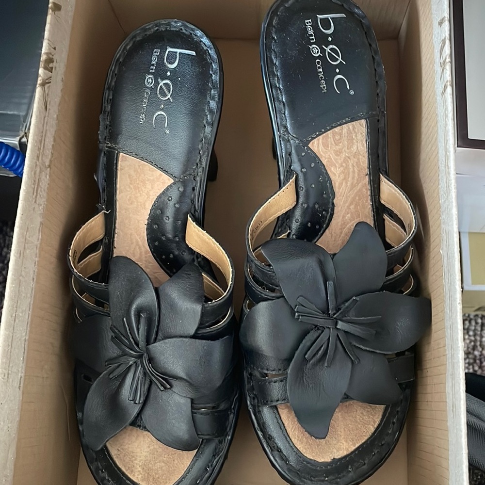 Born Concept sandals